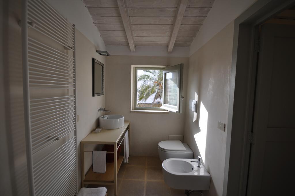 Palazzo Morisco Bed & Breakfast Gagliano del Capo Luaran gambar